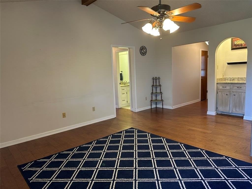 4742 Kevin Ct - Photo 6 of 30
