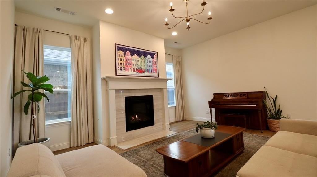 6749 Lake Overlook Dr - Photo 4 of 10