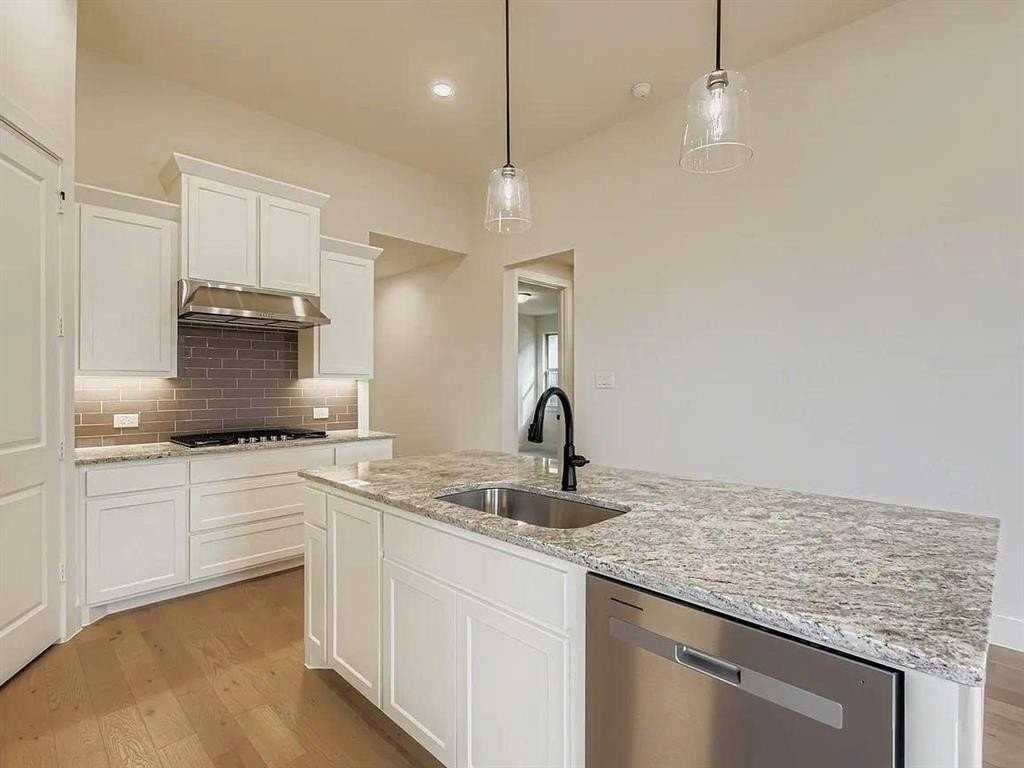 838 Stone Grove Rd - Photo 5 of 28