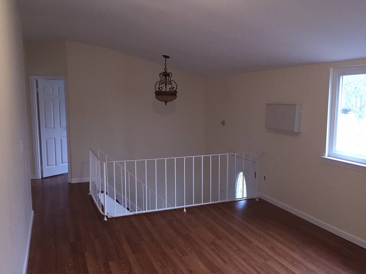 68 University Heights Dr - Photo 3 of 22