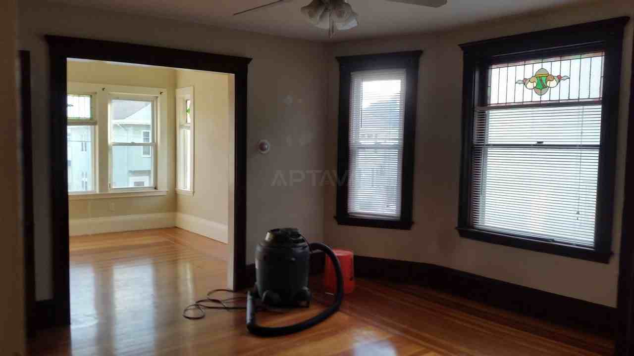38 Alexander Ave #2 - Photo 4 of 11