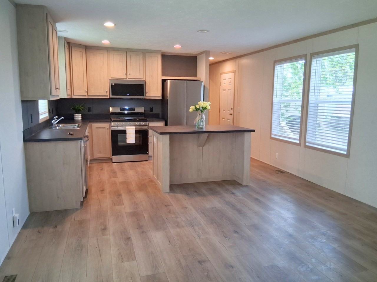 3899 Marion Williamsport Rd E #17 - Photo 4 of 10