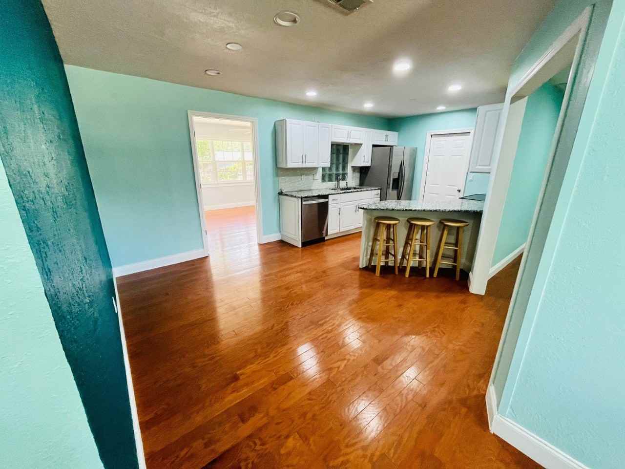 1416 Katcalani Ave - Photo 3 of 29