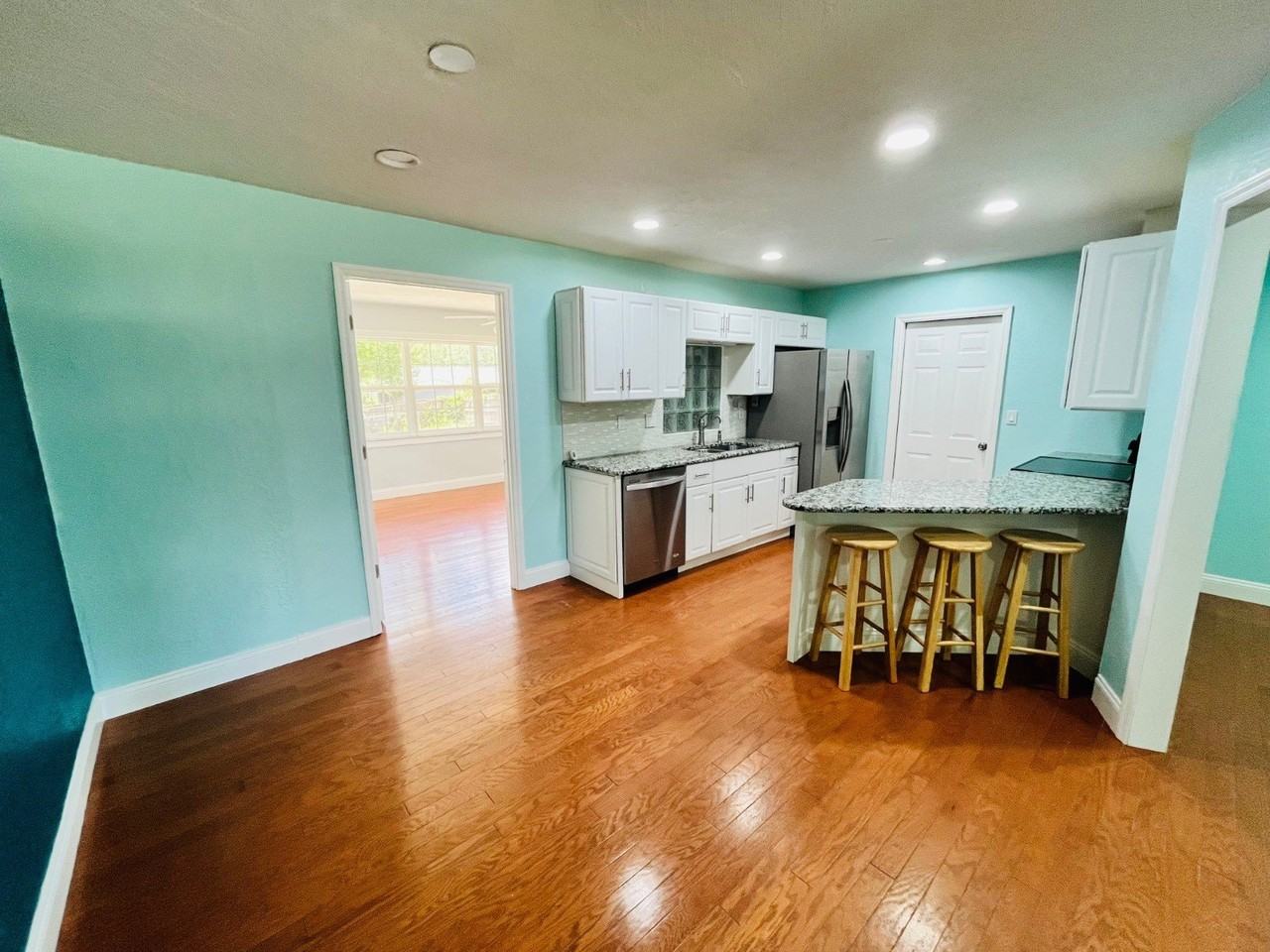 1416 Katcalani Ave - Photo 5 of 29