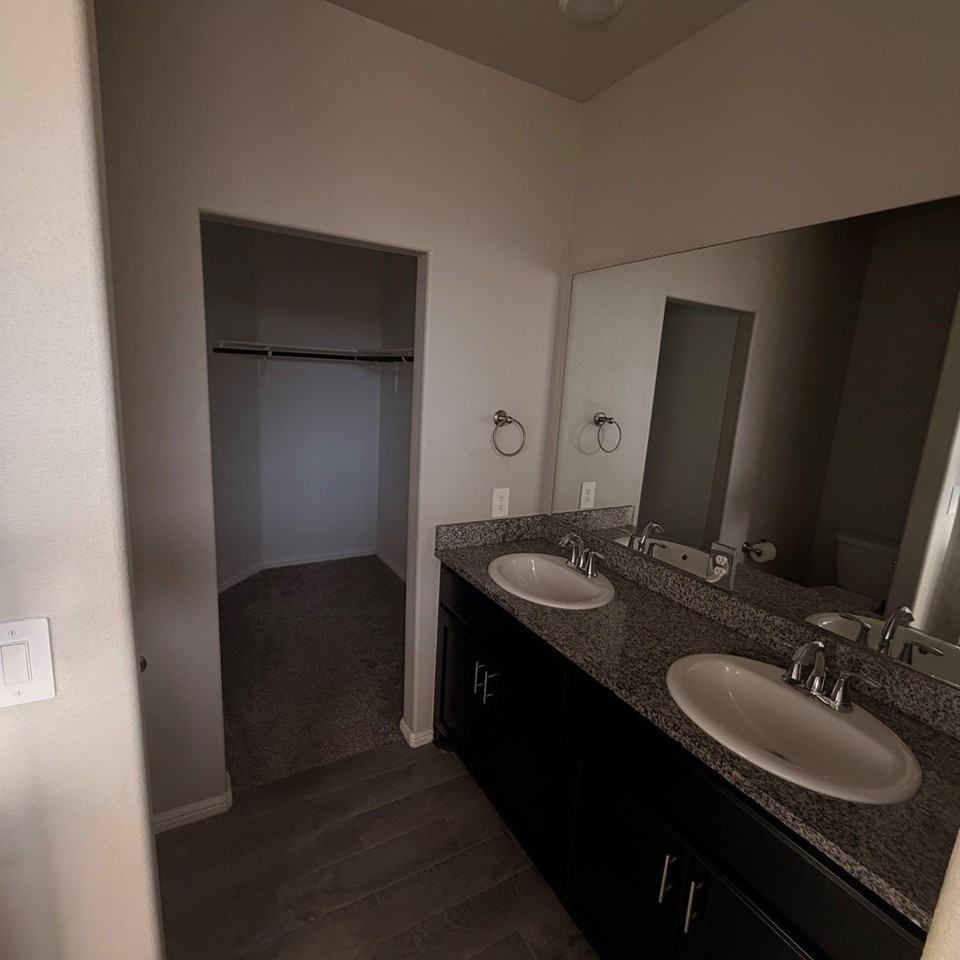 7526 Horton Ranch Rd - Photo 7 of 9