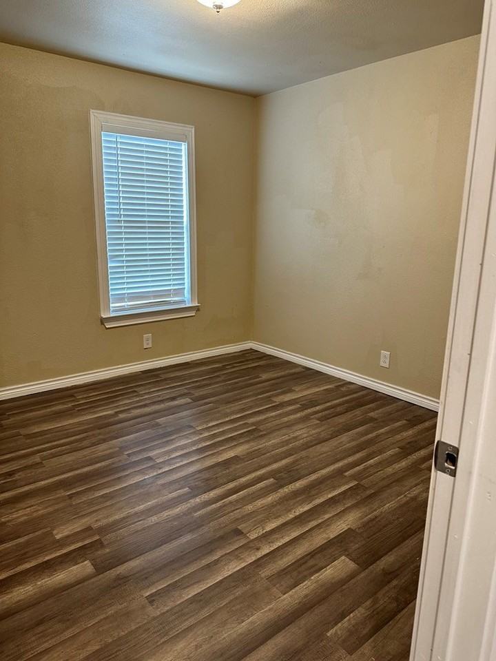 1711 Doran Dr - Photo 5 of 10