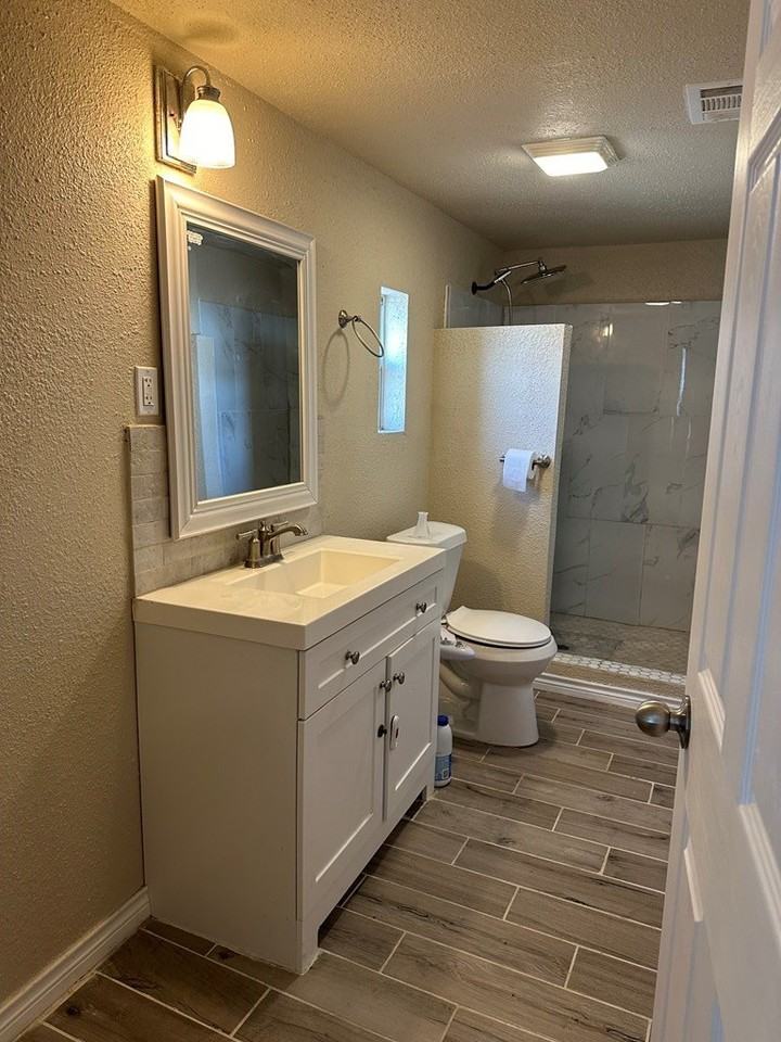 1711 Doran Dr - Photo 6 of 10