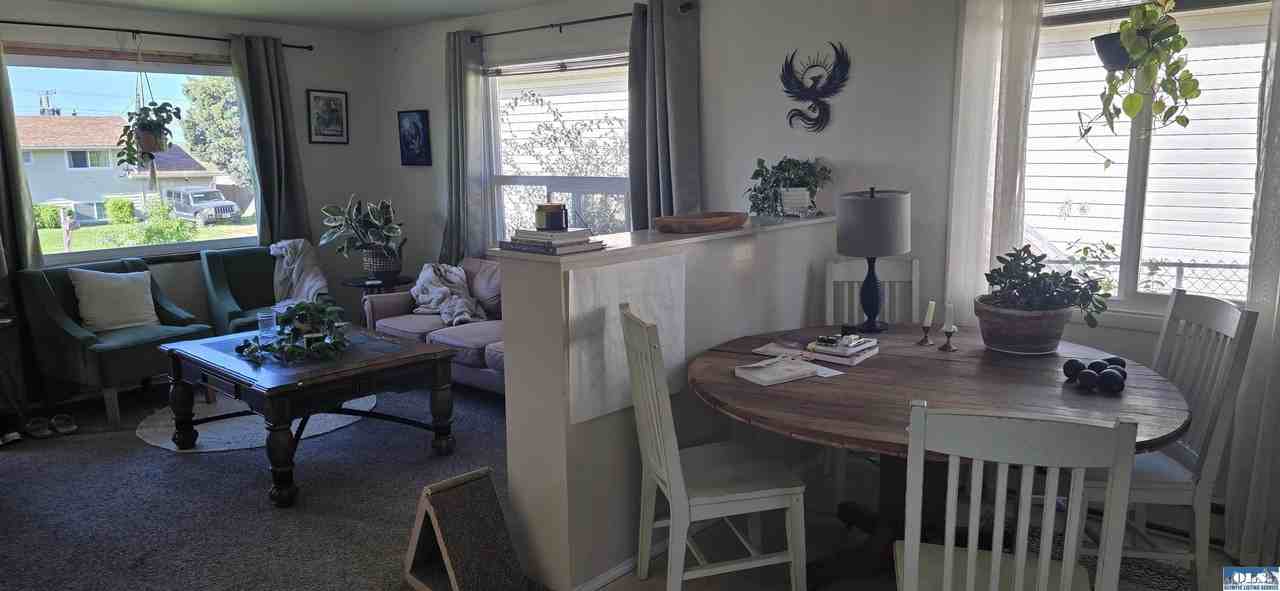 226 Orcas Ave Unit 2 - Photo 3 of 12