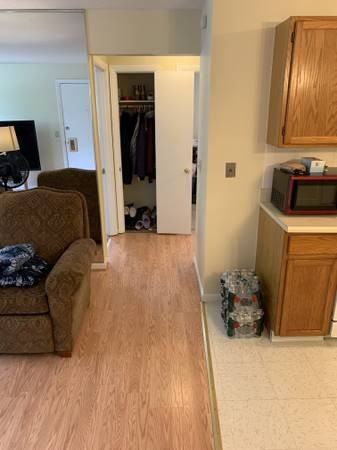 18 Dinan Dr #5 - Photo 2 of 8