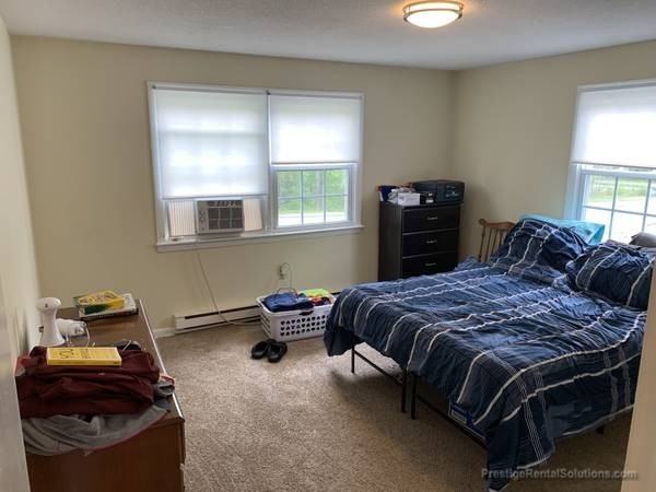 18 Dinan Dr #5 - Photo 3 of 8