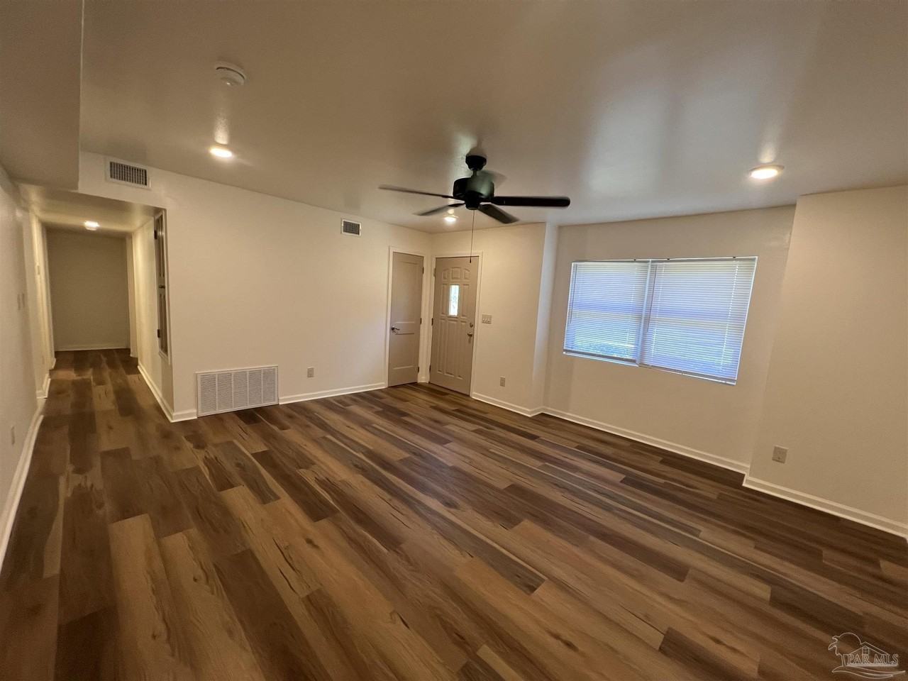 6791 Vivian Dr - Photo 6 of 33