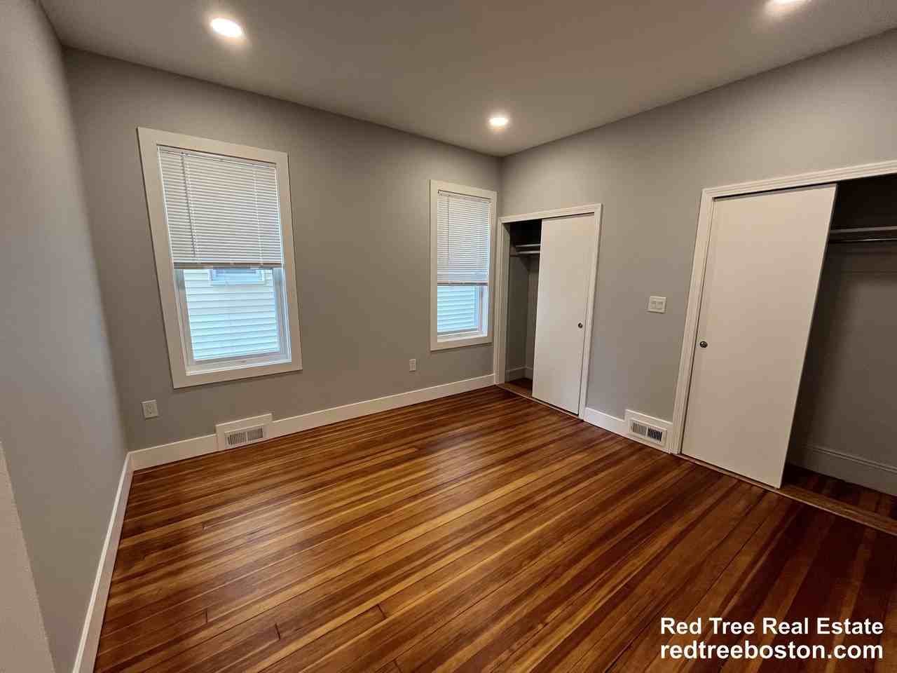 31 Faywood Ave #1 - Photo 4 of 16