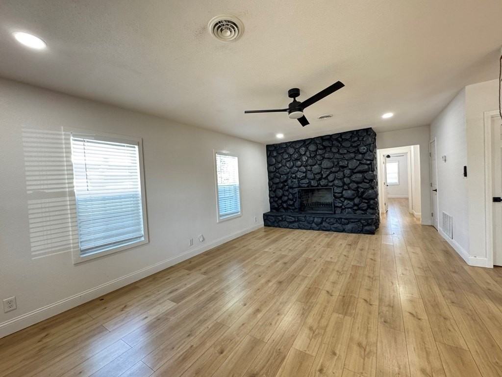 1807 W Kentucky Ave - Photo 4 of 8