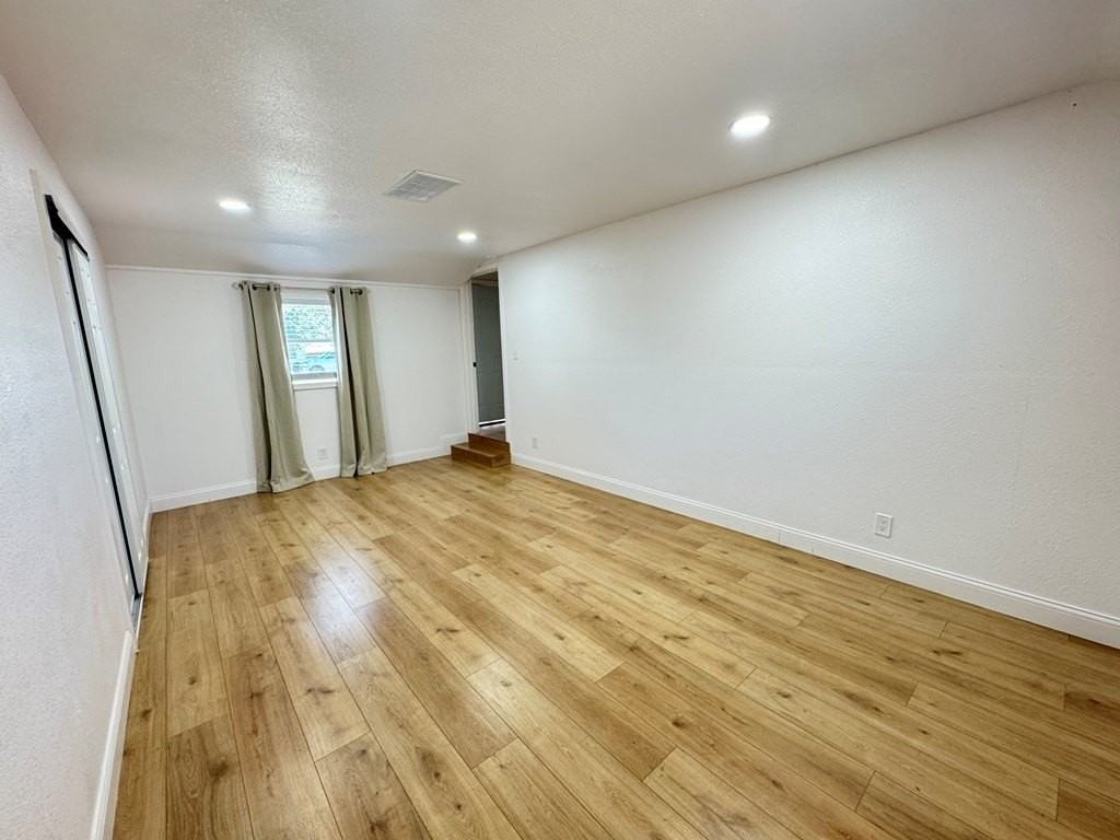 1807 W Kentucky Ave - Photo 7 of 8