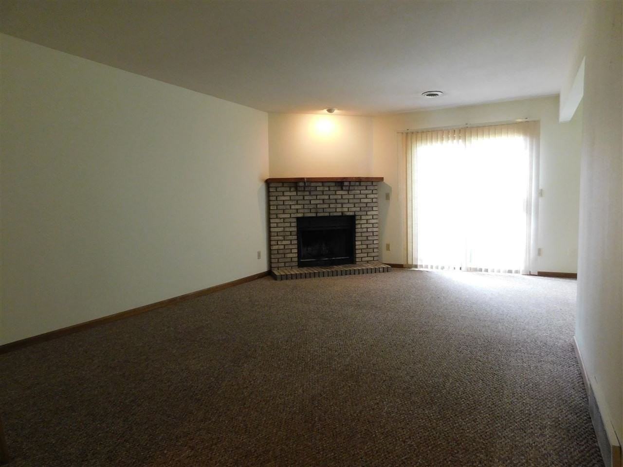766 Tulip Ln - Photo 3 of 18