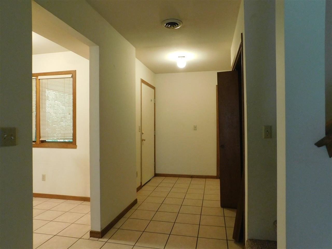 766 Tulip Ln - Photo 5 of 18