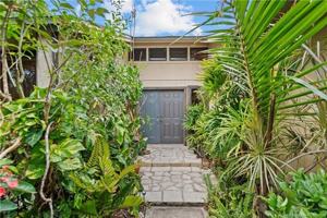 featured image of 2725 Sw Bridgeway St