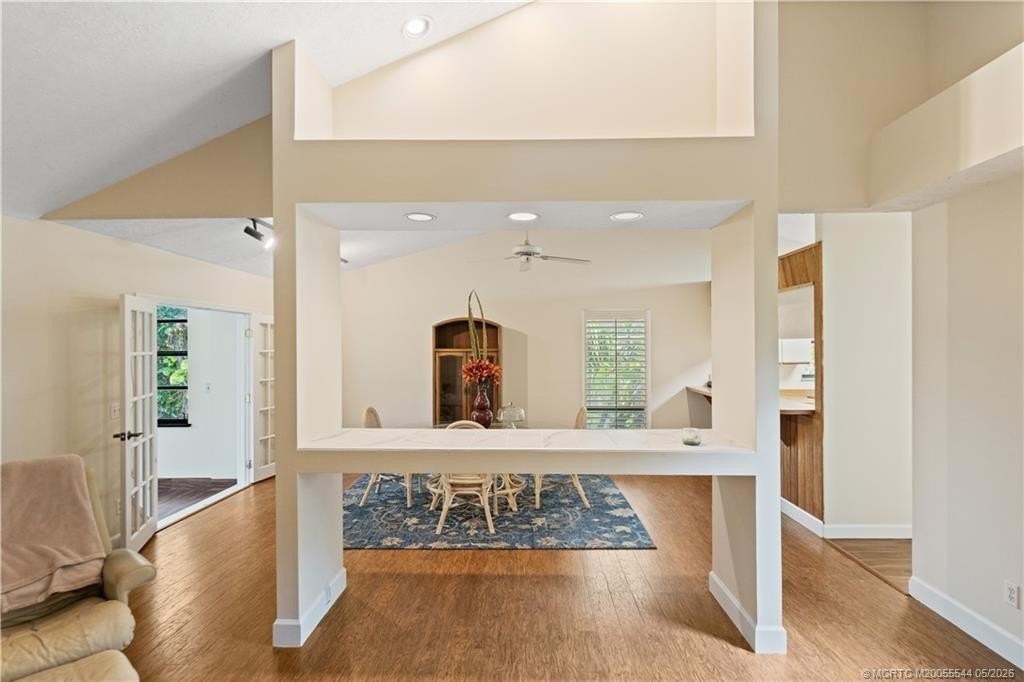 2725 Sw Bridgeway St - Photo 6 of 45