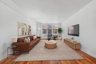 415 Argyle Rd #4W - Photo 1 of 1