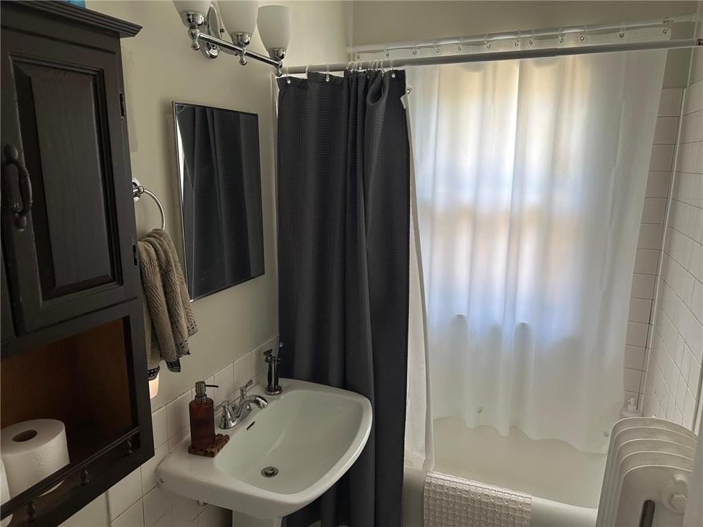 4917 Vincent Ave S - Photo 6 of 9