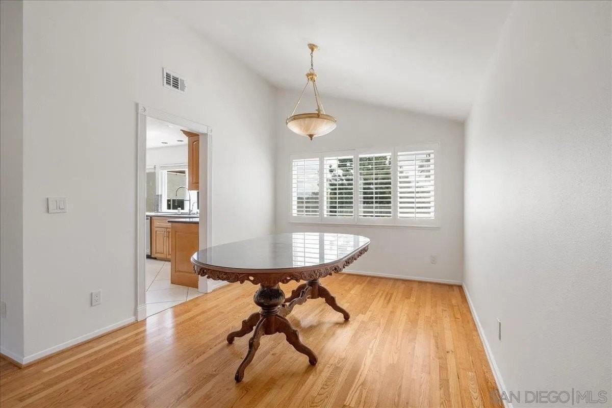 13049 Shalimar Pl - Photo 7 of 20