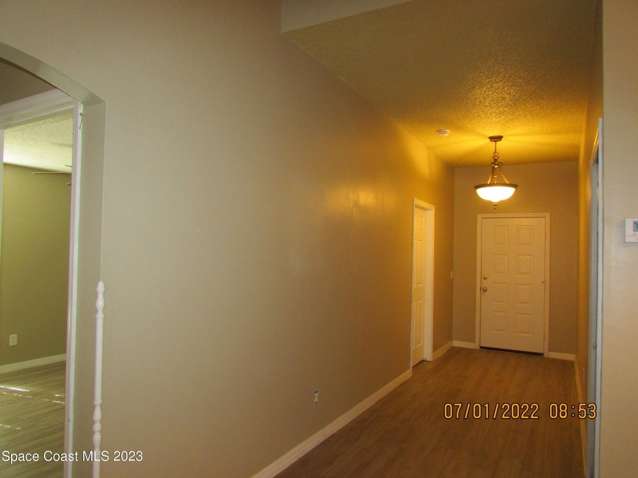 700 Benton Dr - Photo 5 of 28