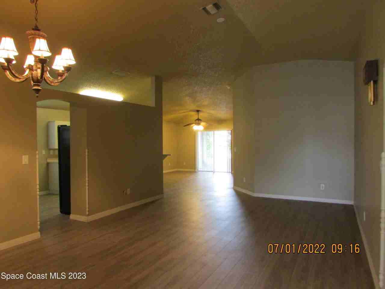 700 Benton Dr - Photo 7 of 28