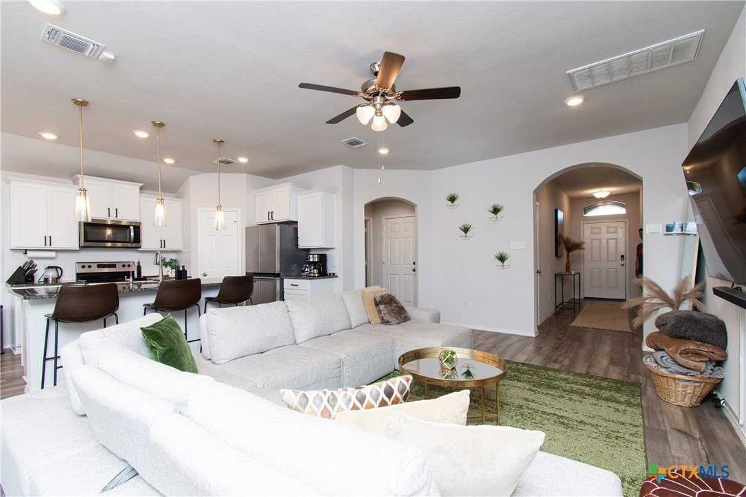 8415 Cantera Ridge Rd - Photo 3 of 24