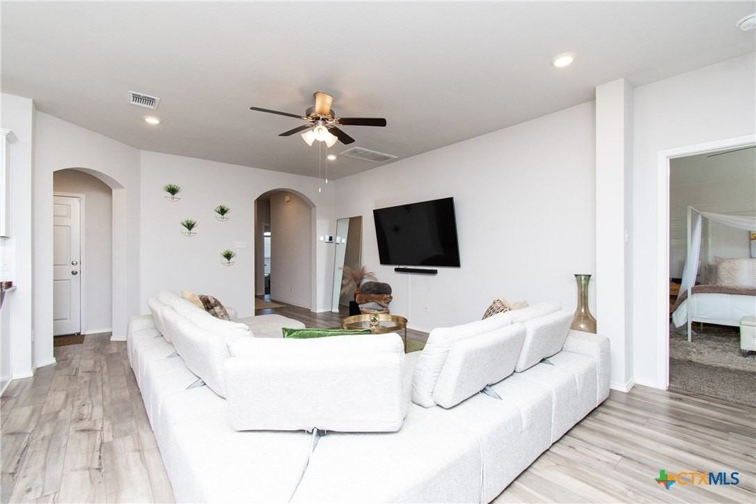 8415 Cantera Ridge Rd - Photo 4 of 24
