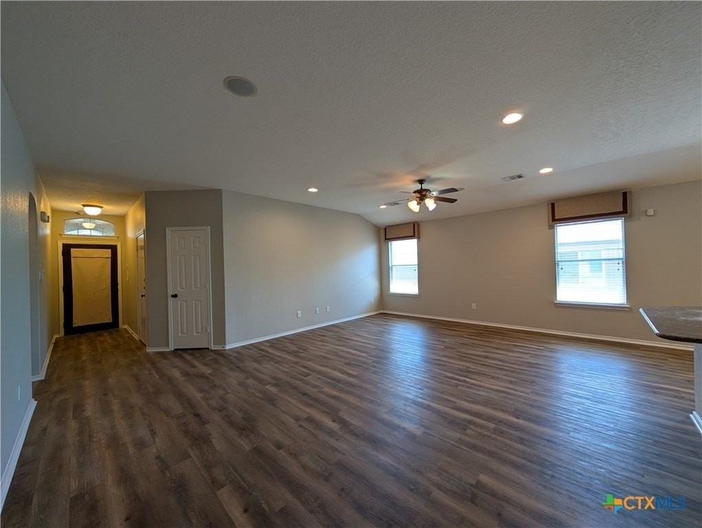 2937 Post Oak Cir - Photo 6 of 40