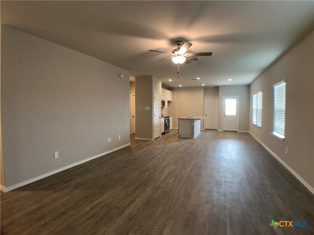 1137 Gracie Way - Photo 3 of 20