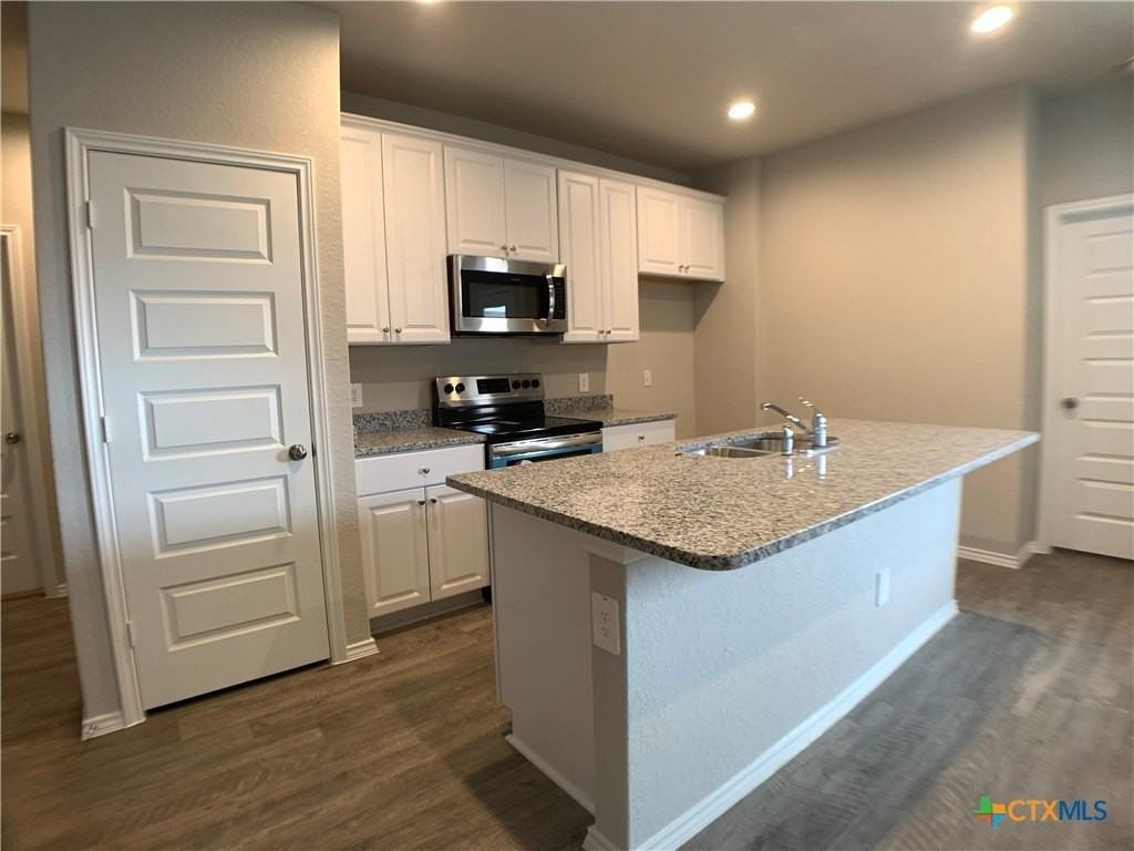1137 Gracie Way - Photo 5 of 20