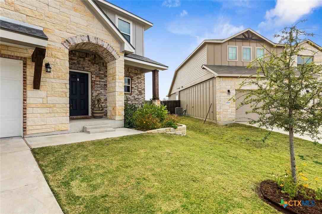 2233 Chia Ct - Photo 6 of 47