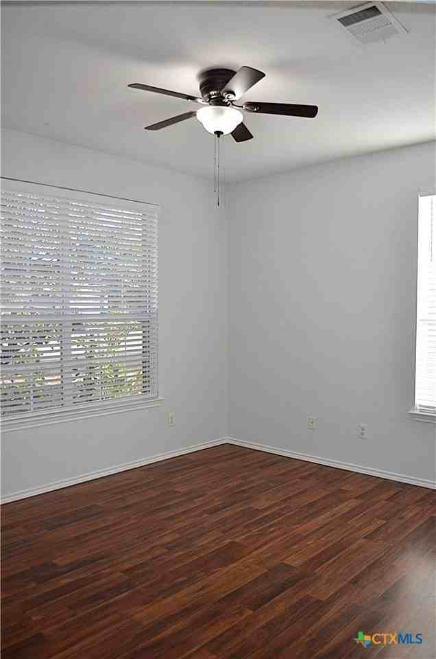 5000 Sydney Harbour Ct - Photo 6 of 45