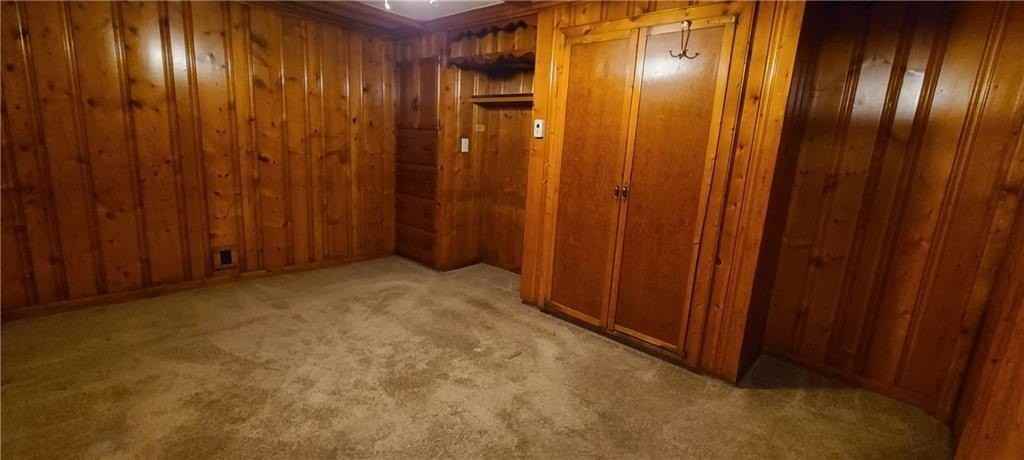 78 Edgewater Dr - Photo 3 of 7