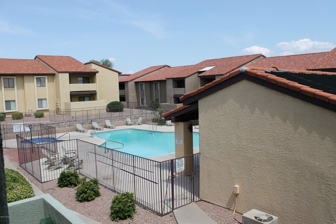 2166 N Pantano Rd #214 - Photo 3 of 17
