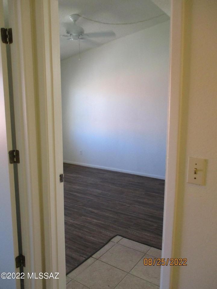 2166 N Pantano Rd #214 - Photo 6 of 17