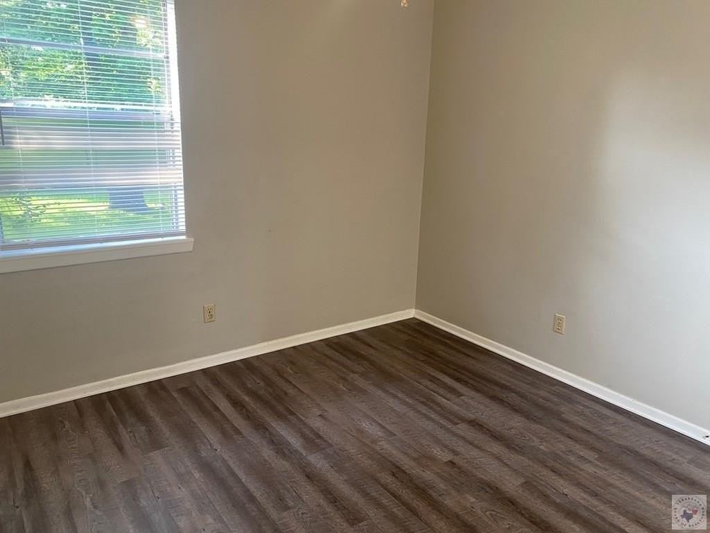 Richill Dr - Photo 7 of 11