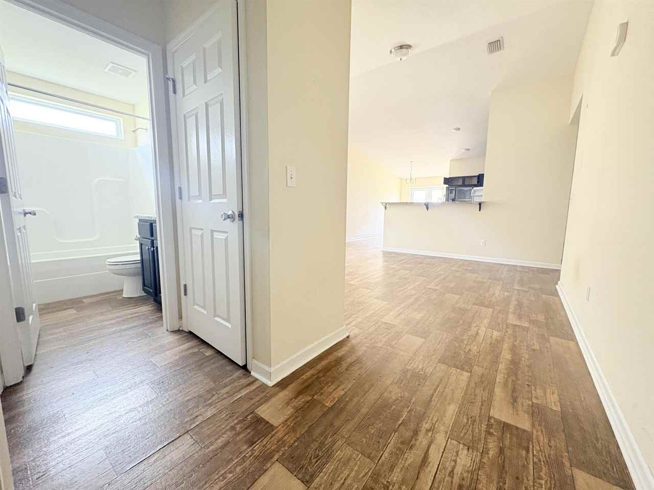 6529 Rivers Bank Way - Photo 3 of 18