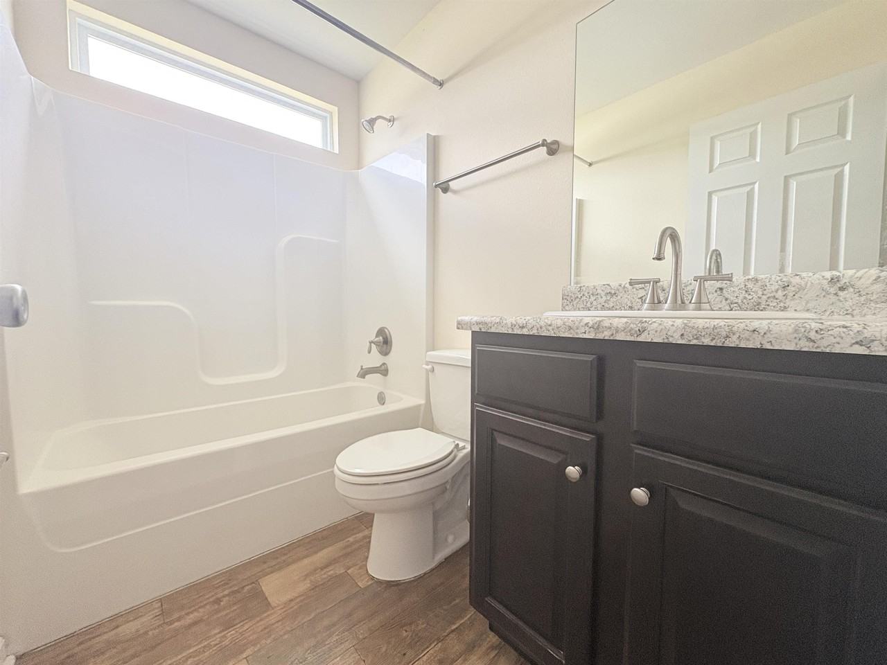 6529 Rivers Bank Way - Photo 4 of 18