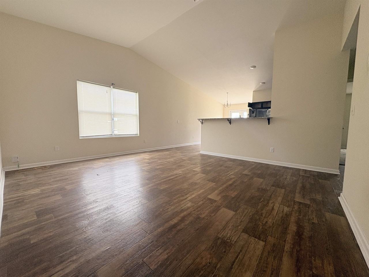 6529 Rivers Bank Way - Photo 7 of 18