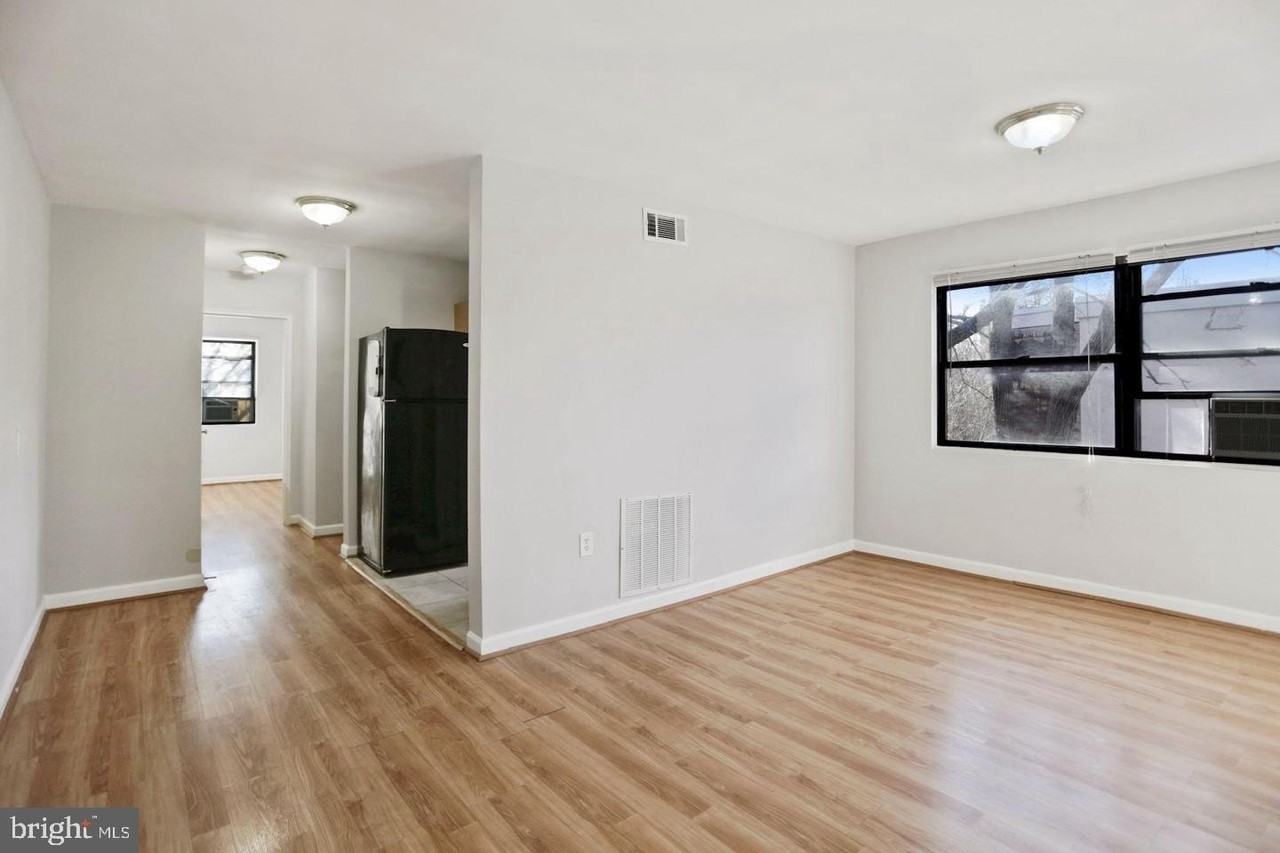 1631 6th St Nw #12 - Photo 6 of 24