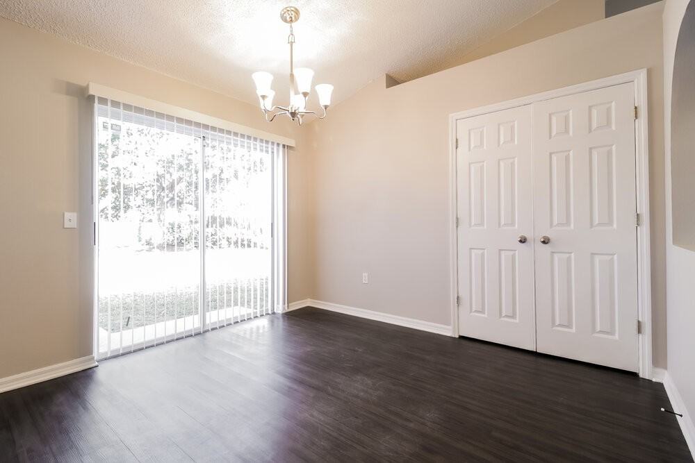 266 Regal Downs Cir - Photo 4 of 16