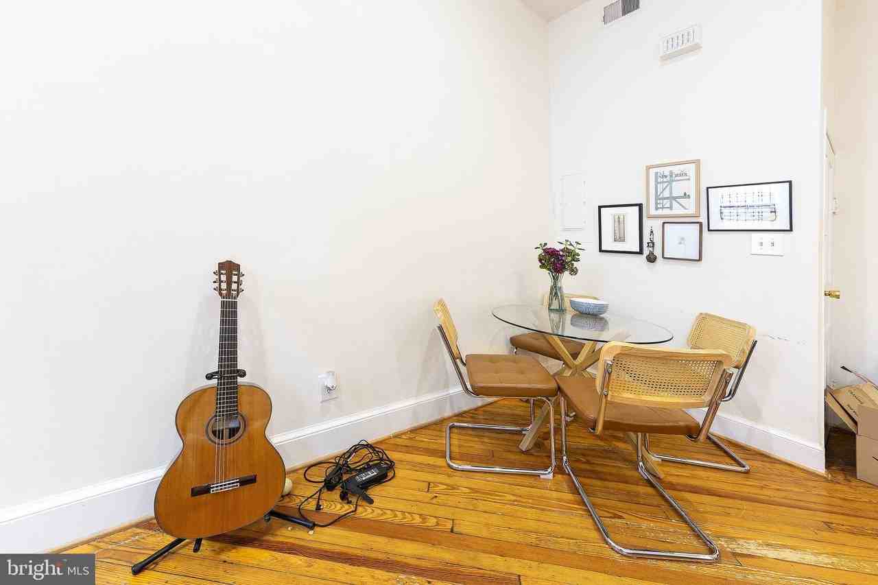 1213 12th St Nw #A - Photo 7 of 35