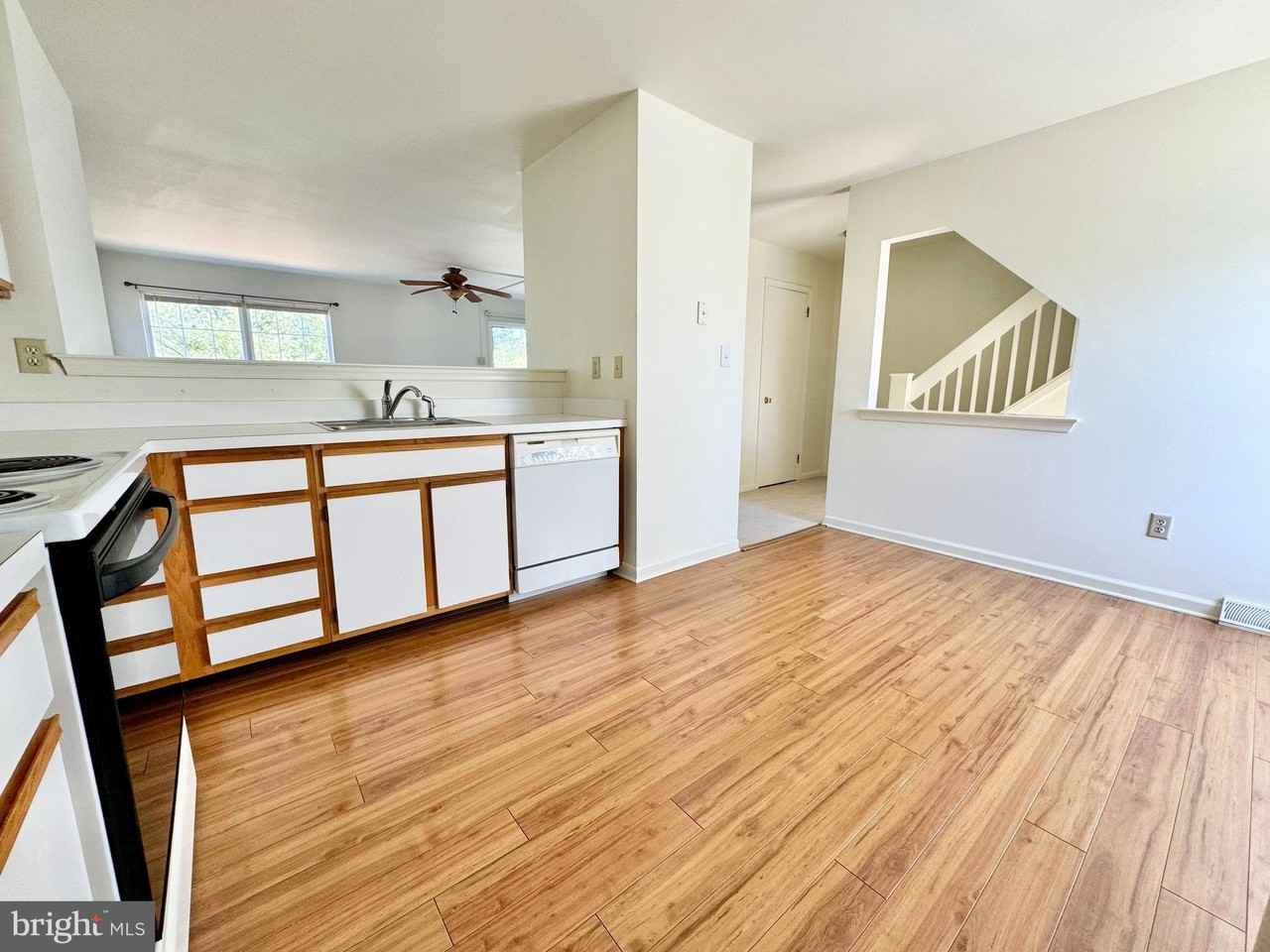 305 Charring Cross Dr - Photo 7 of 20