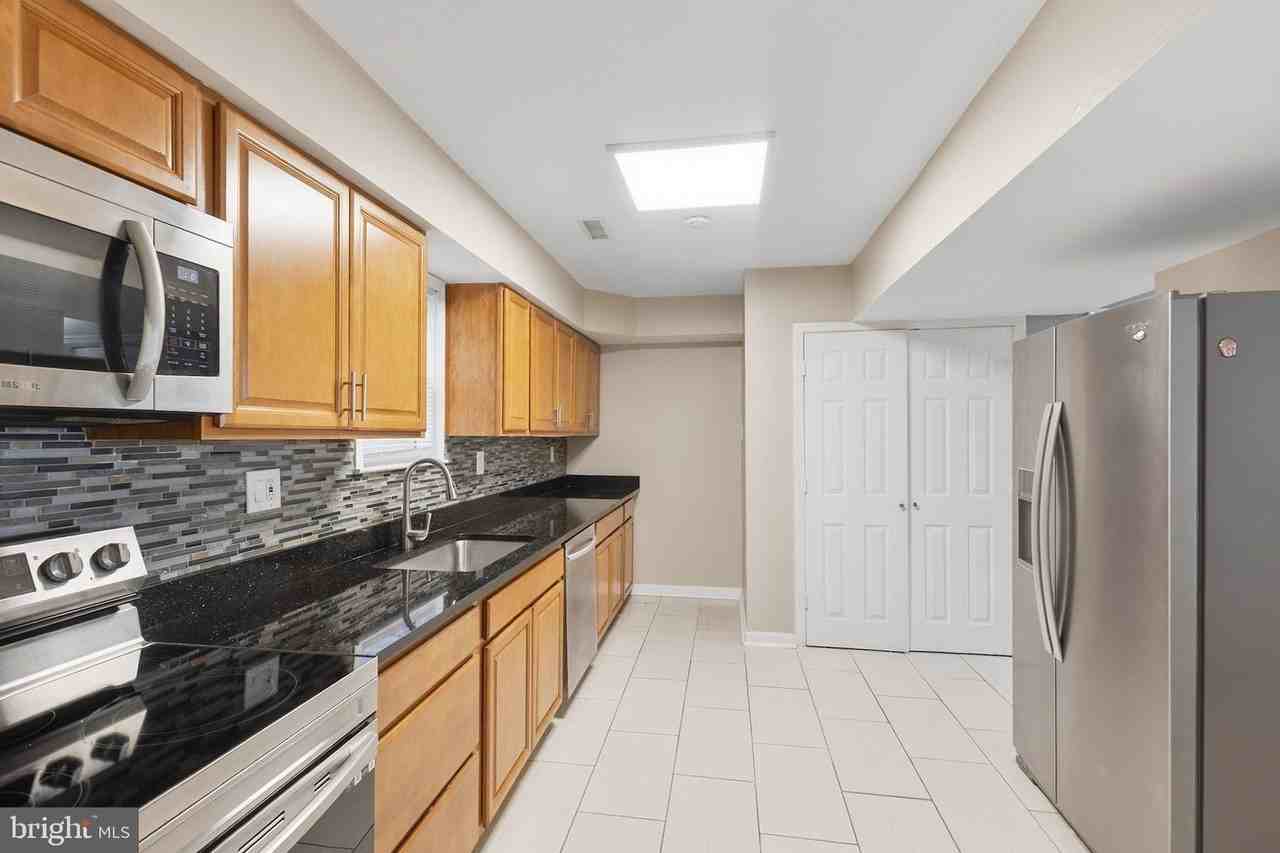 358 Kimwood Rd - Photo 5 of 15