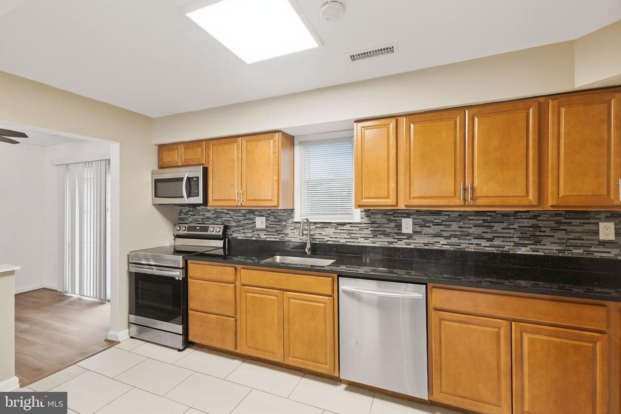 358 Kimwood Rd - Photo 6 of 15