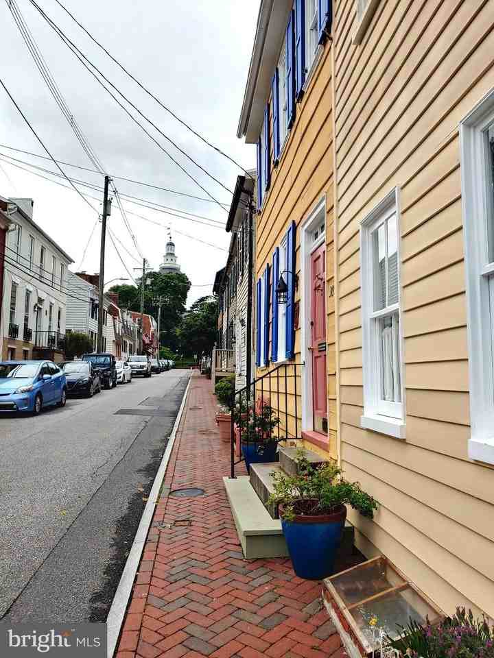 30 Cornhill St - Photo 2 of 50
