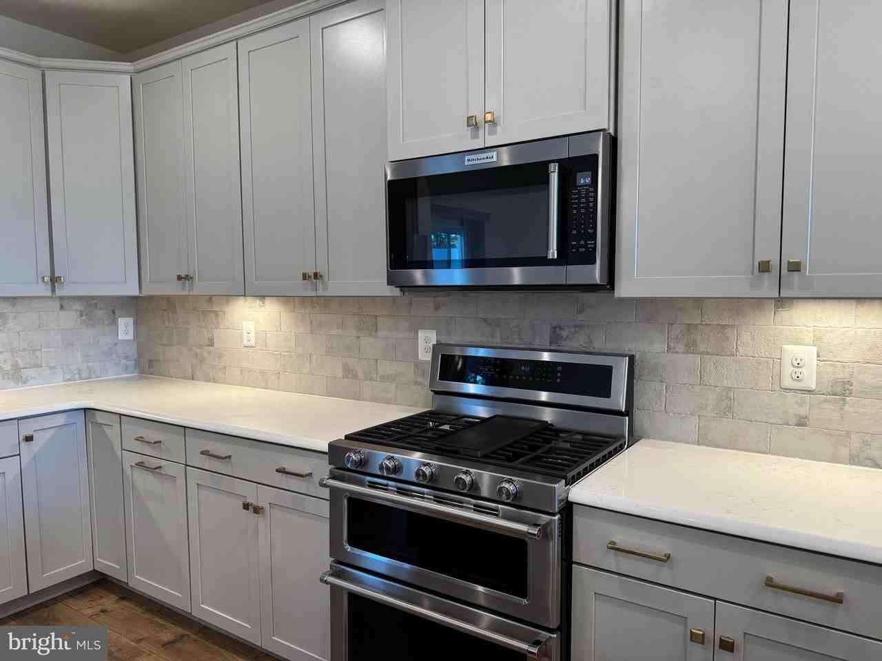 1952 Red Jasper Rd - Photo 7 of 16