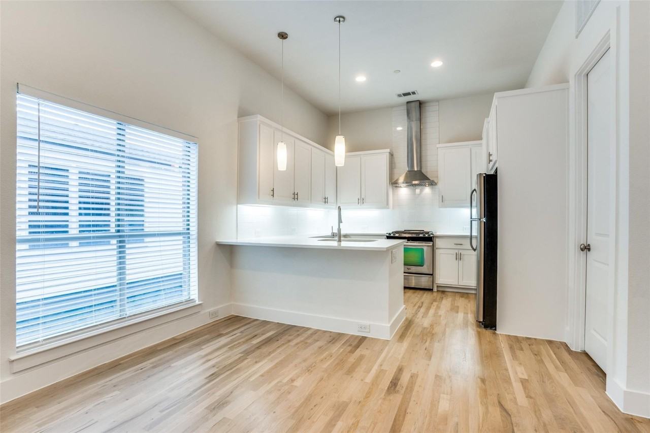 5017 Manett St #105 - Photo 2 of 21